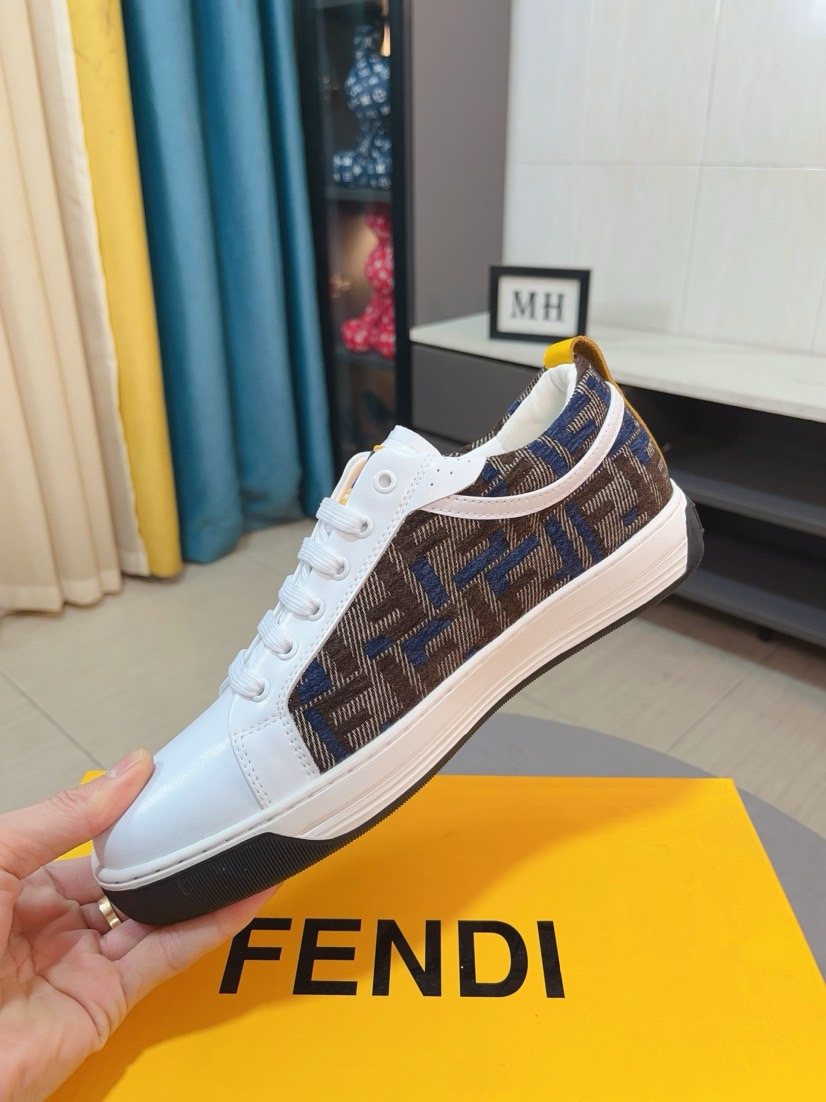 FENDI Patterned Panel Low-Top Sneakers — model