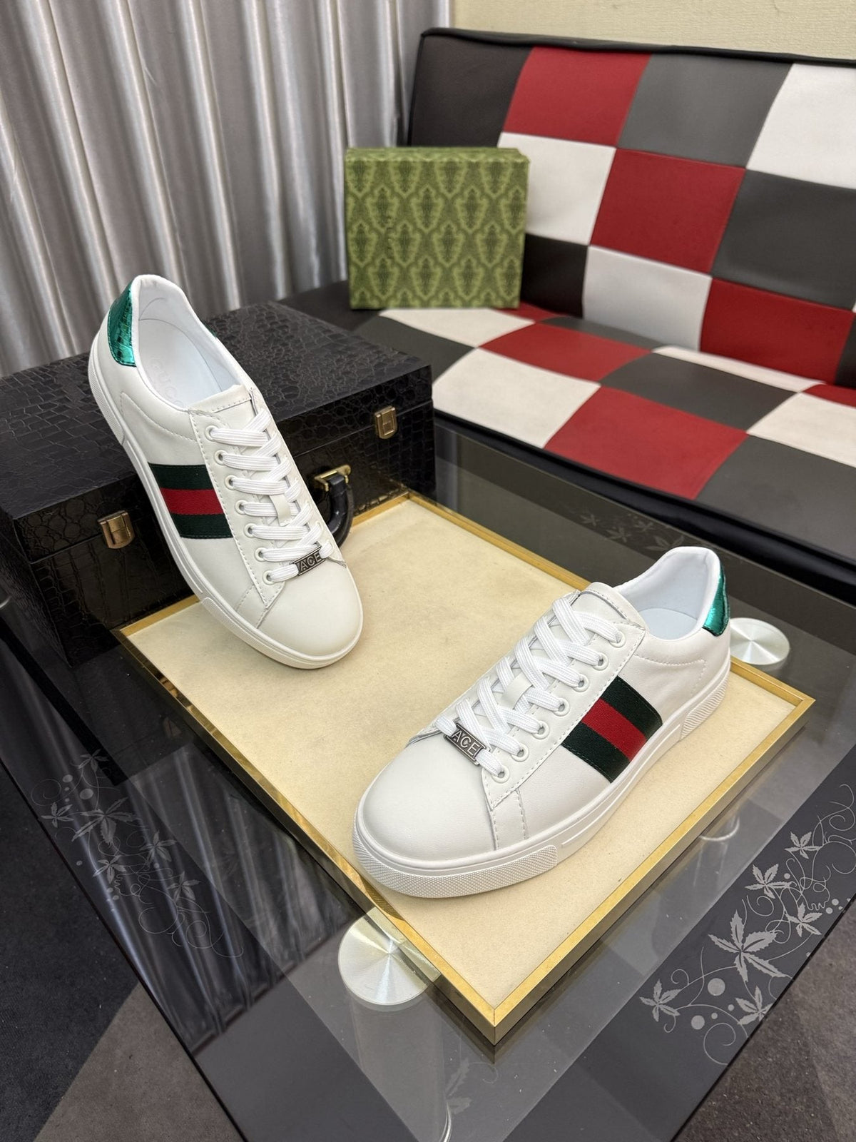 Gucci Stripe Low-Top Sneakers — side