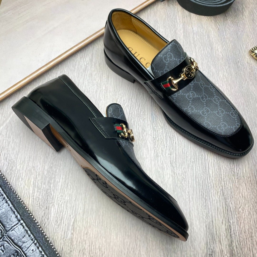 Gucci Horsebit Pattern Loafers — side