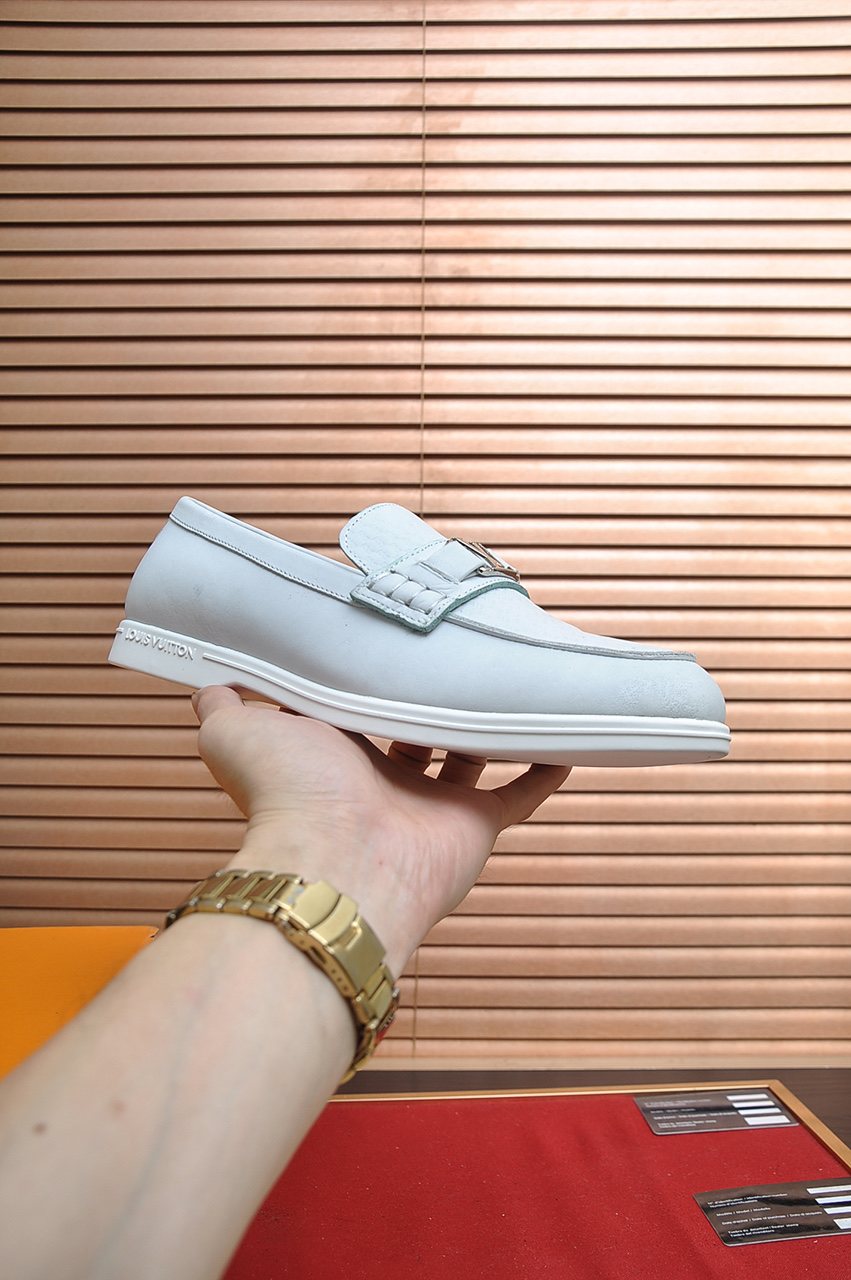 微商相册测试鞋子-Louis Vuitton Buckle Slip-On Loafers — side